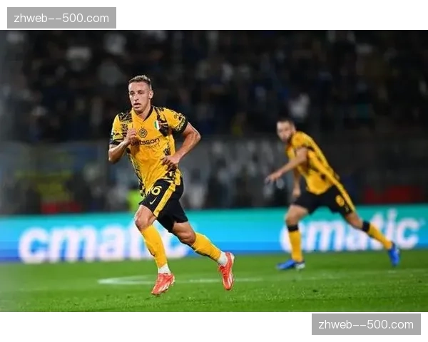 尼斯多点开花特征：边路突破与中路包抄的紧密结合